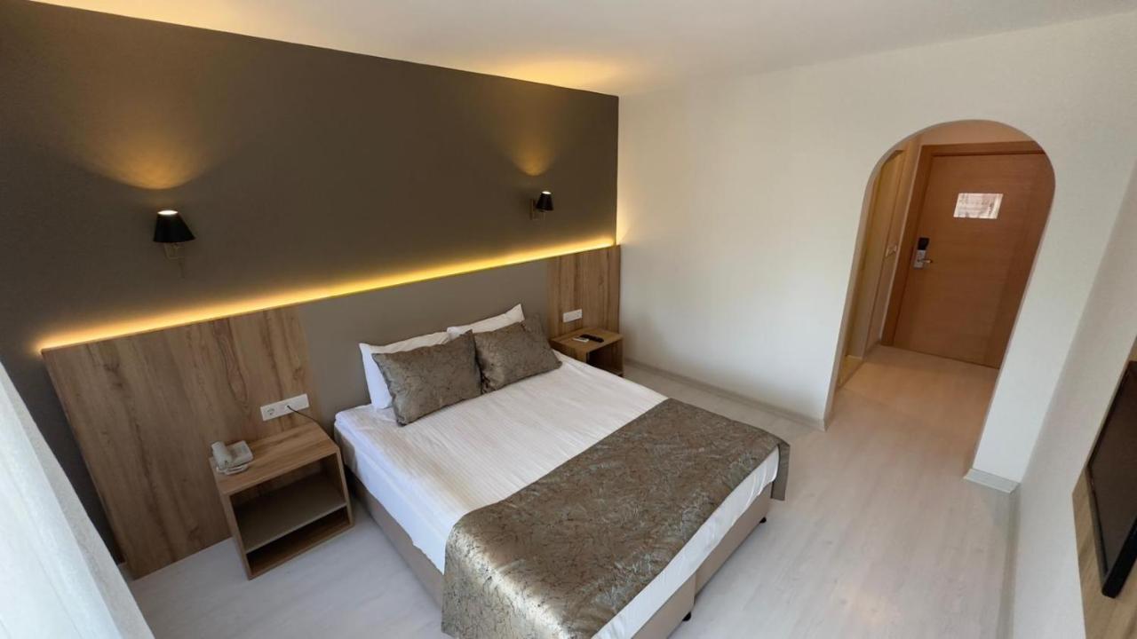 Ephesus Hitit Hotel Restaurant Селчук Екстериор снимка