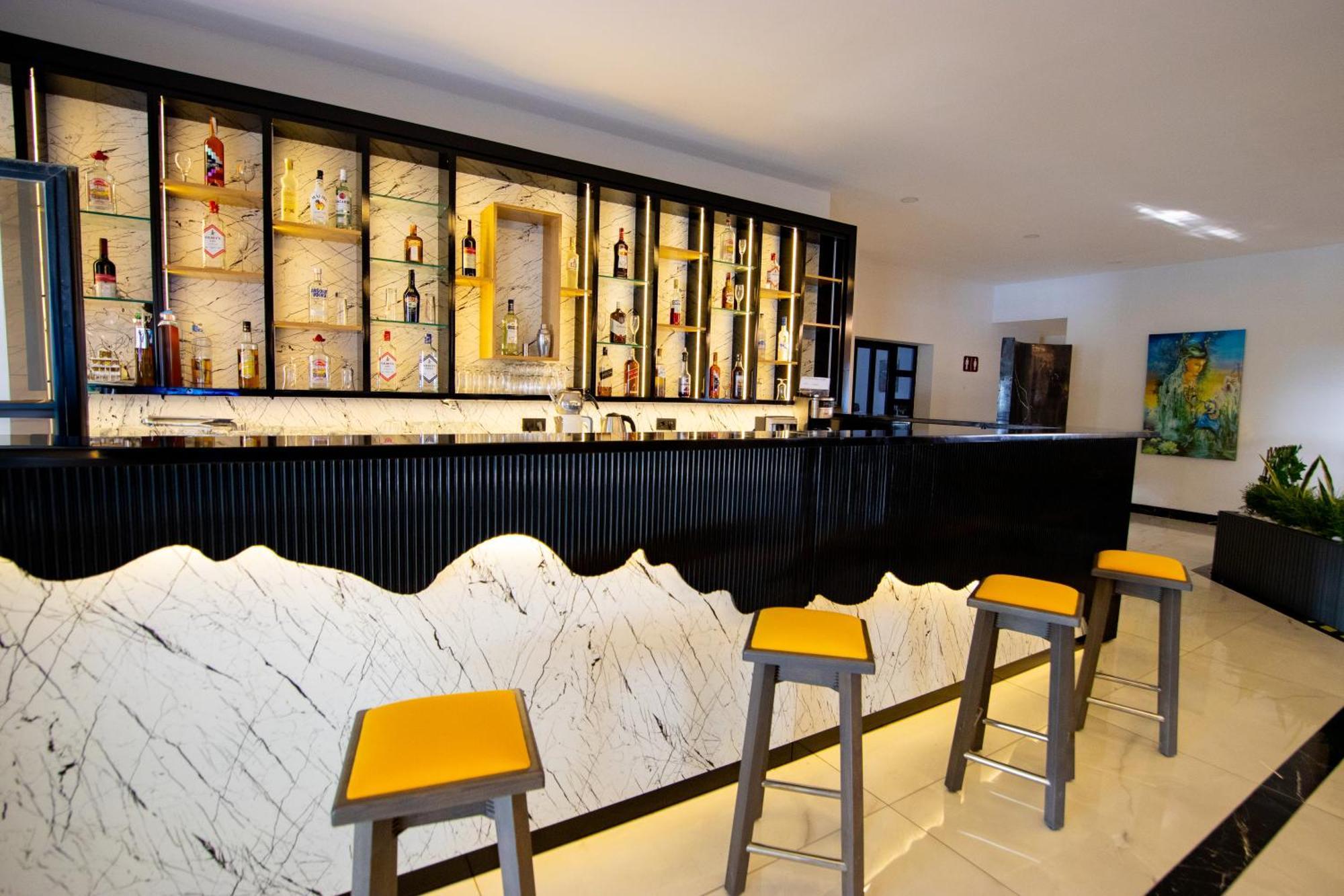Ephesus Hitit Hotel Restaurant Селчук Екстериор снимка